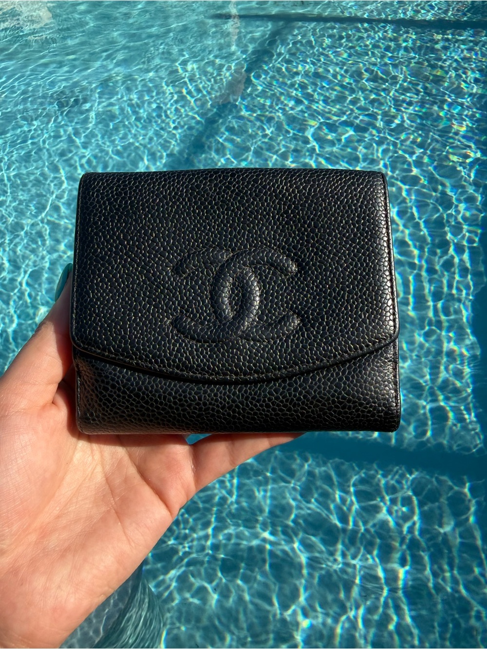 Vintage Chanel Black Caviar Leather Bifold Wallet 🖤